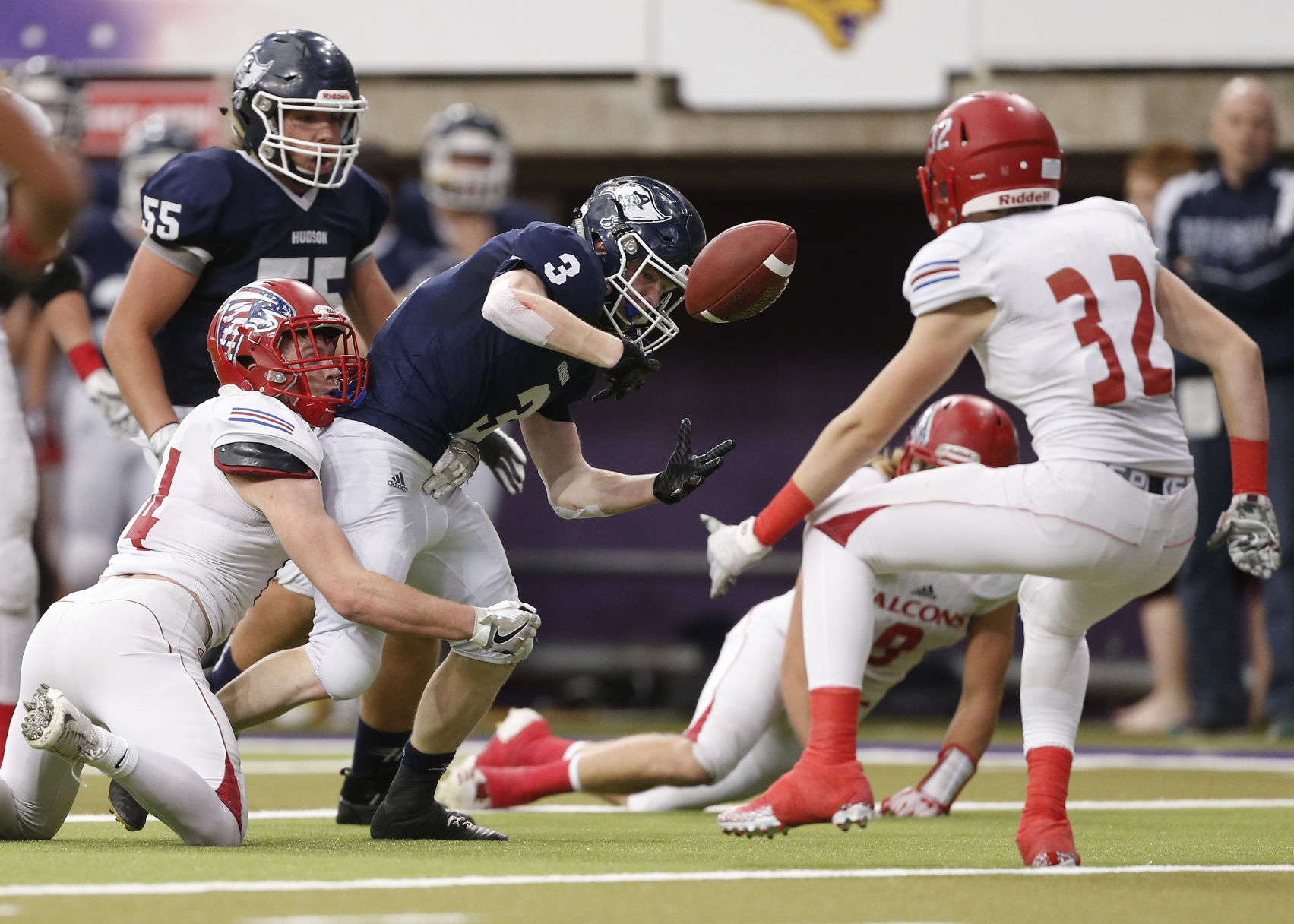 111617mp-hudson-west-sioux-12